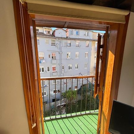 Pisito En Pleno Centro Apartment Santander Exterior photo